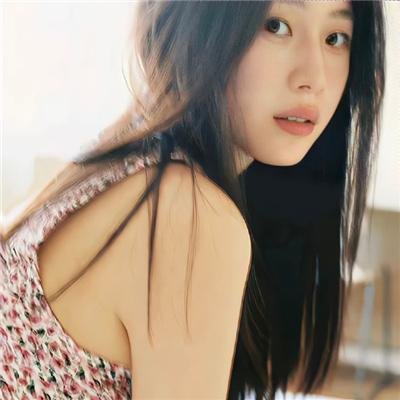 花开蝶满枝